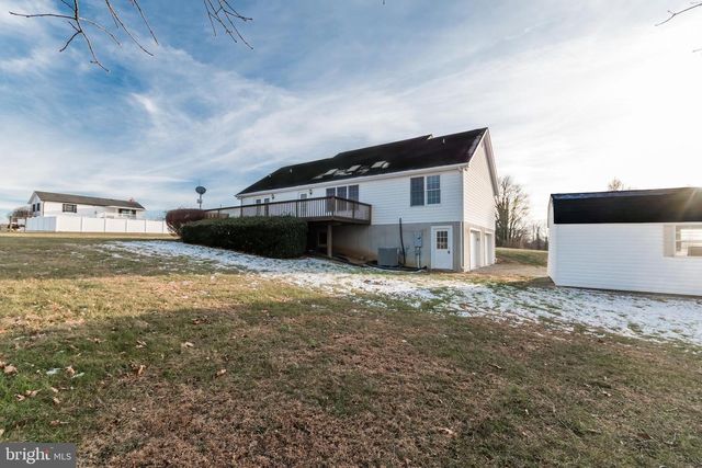 68 GRACE AVE, Martinsburg, WV 25404