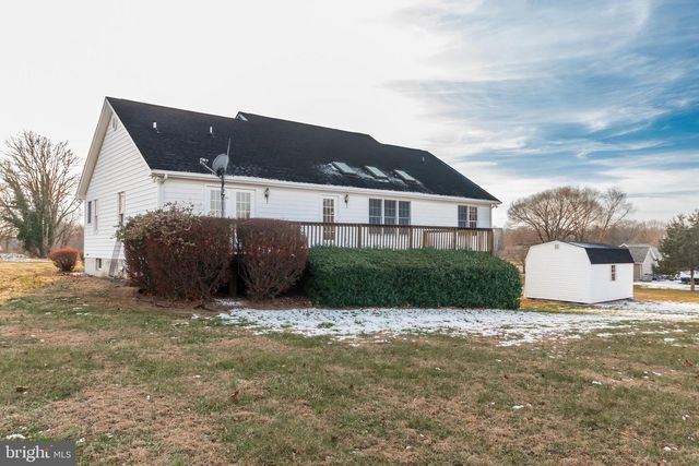 68 GRACE AVE, Martinsburg, WV 25404