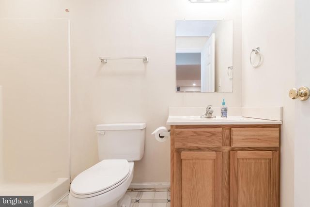 68 GRACE AVE, Martinsburg, WV 25404