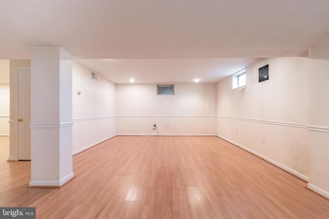 68 GRACE AVE, Martinsburg, WV 25404