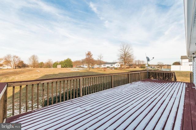 68 GRACE AVE, Martinsburg, WV 25404