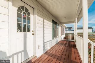 68 GRACE AVE, Martinsburg, WV 25404