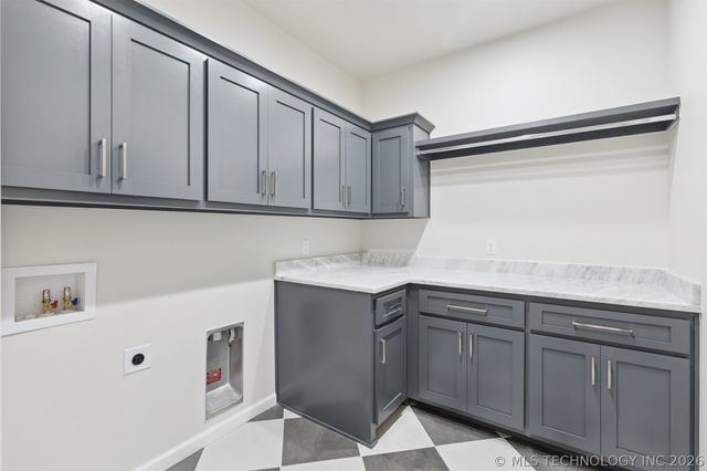 754 E 149th Street S, Glenpool, OK 74033