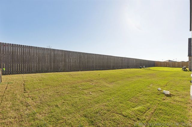 754 E 149th Street S, Glenpool, OK 74033