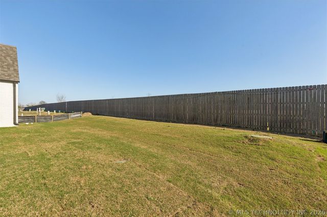 754 E 149th Street S, Glenpool, OK 74033