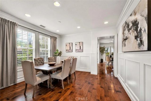 8 Versailles, Irvine, CA 92602