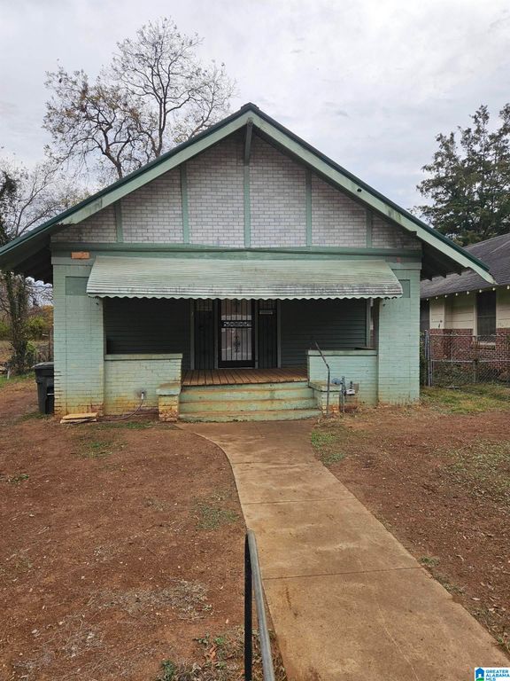 1557 COTTON AVENUE SW, Birmingham, AL 35211