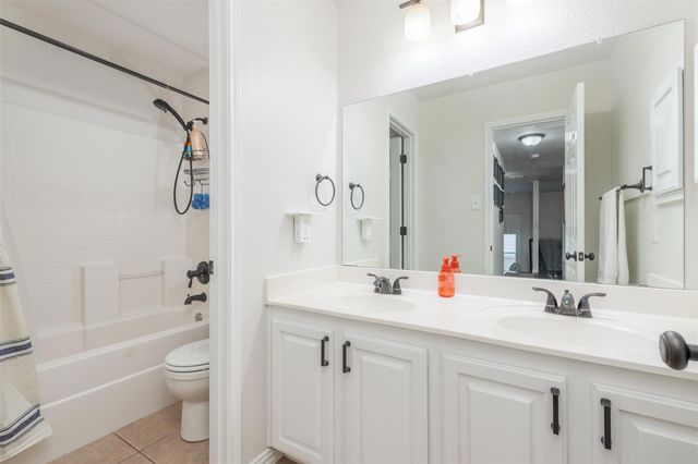 1417 Wilderness Trail, Crowley, TX 76036