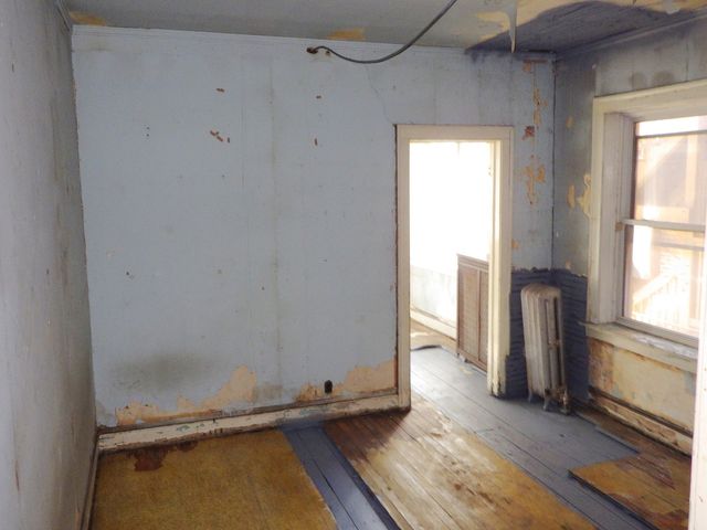 8223 S Ingleside Avenue, Chicago, IL 60619