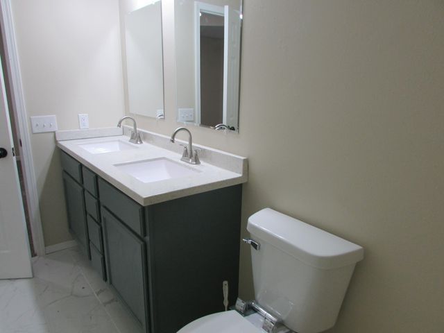 111 E Daleview Circle, Nixa, MO 65714