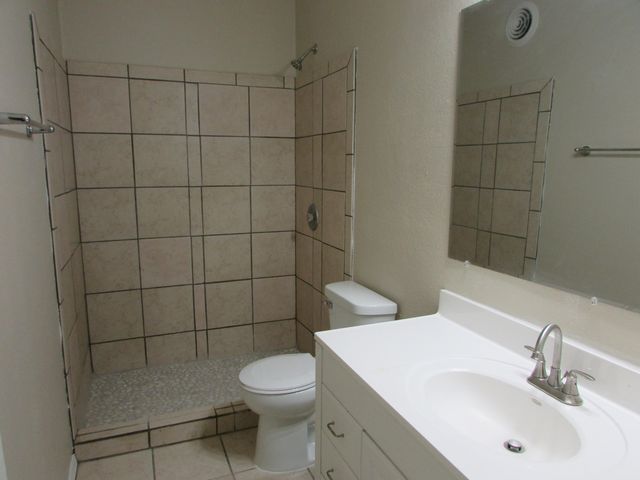 111 E Daleview Circle, Nixa, MO 65714