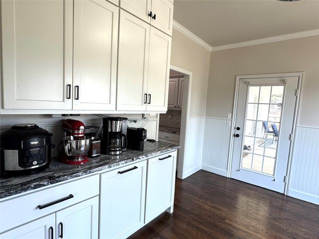 7060 E 149th Place N, Collinsville, OK 74021