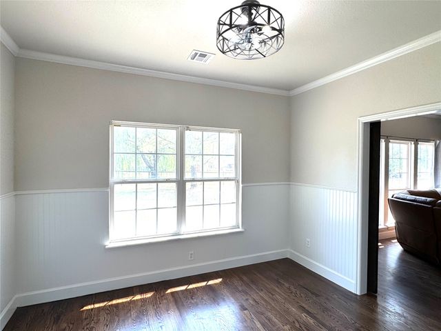 7060 E 149th Place N, Collinsville, OK 74021