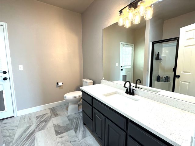 7060 E 149th Place N, Collinsville, OK 74021