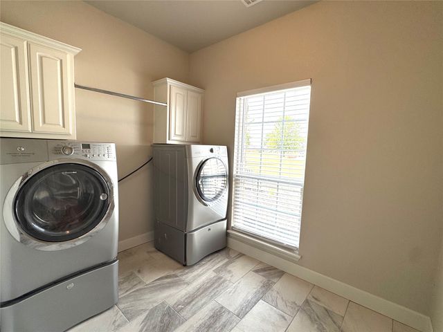 7060 E 149th Place N, Collinsville, OK 74021