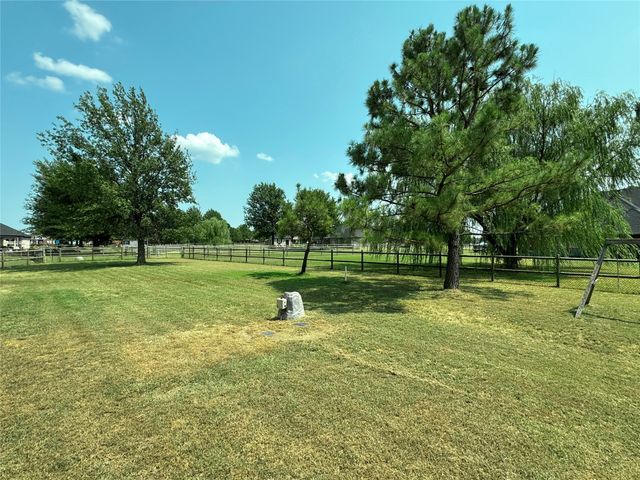 7060 E 149th Place N, Collinsville, OK 74021