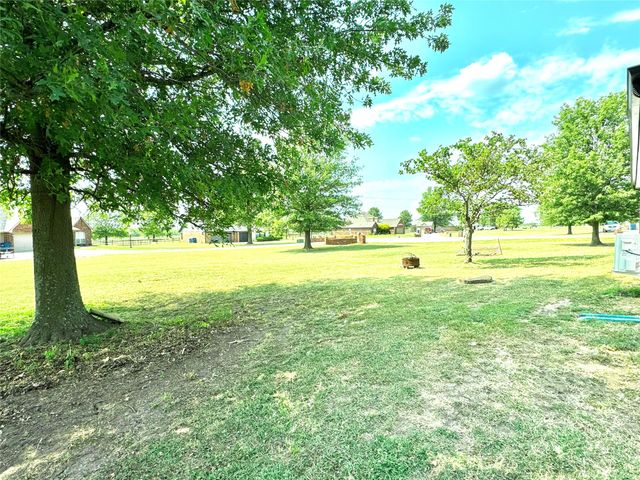 7060 E 149th Place N, Collinsville, OK 74021