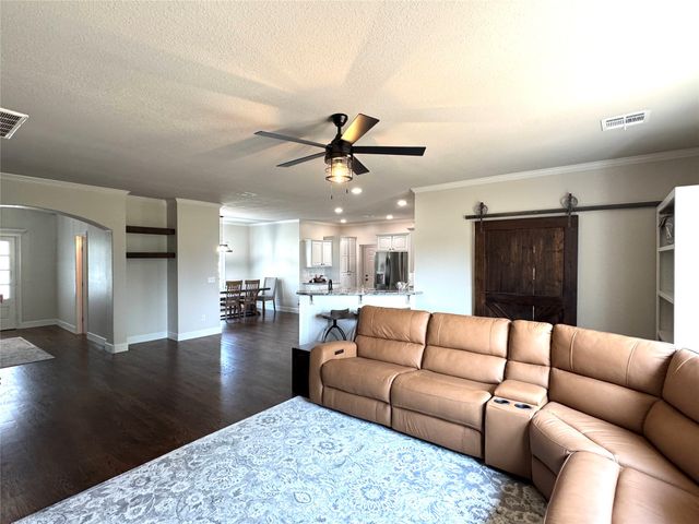 7060 E 149th Place N, Collinsville, OK 74021