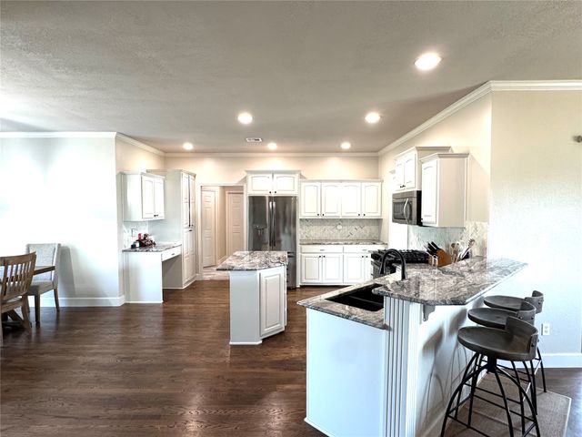 7060 E 149th Place N, Collinsville, OK 74021