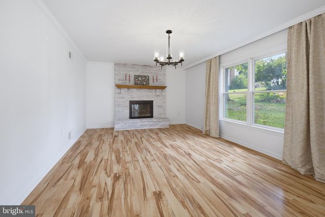 2822 RIDINGS WAY, York, PA 17408