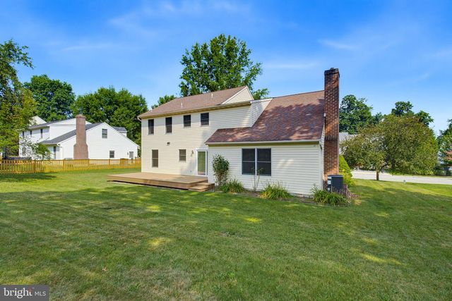 2822 RIDINGS WAY, York, PA 17408