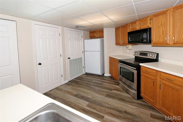 1033 Wilton Royal Drive 209, Creve Coeur, MO 63146