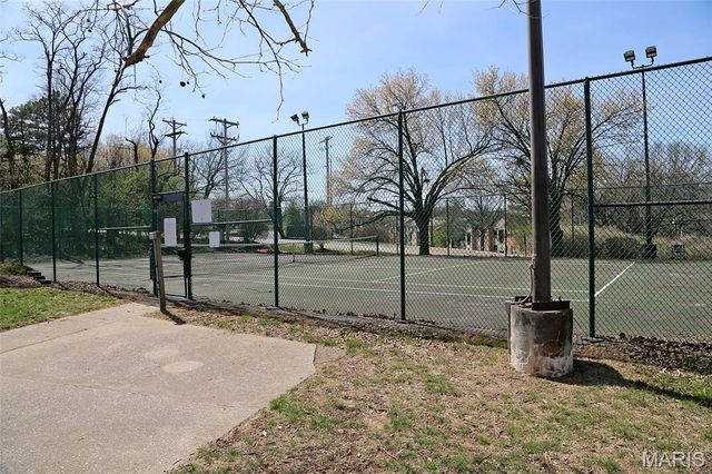 1033 Wilton Royal Drive 209, Creve Coeur, MO 63146