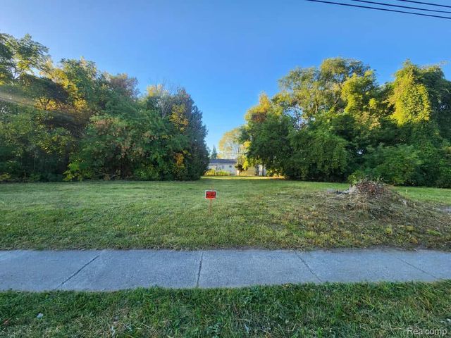 0 000 15 Mile Rd, Clinton Charter Township, MI 48035