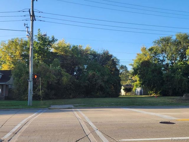 0 000 15 Mile Rd, Clinton Charter Township, MI 48035