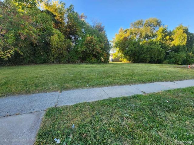 0 000 15 Mile Rd, Clinton Charter Township, MI 48035