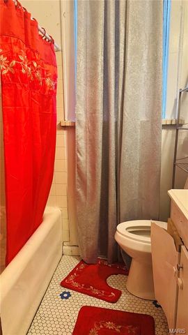 4054 S Spring Avenue, St Louis, MO 63116