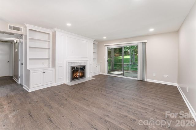 7026 Quail Hill Road, Charlotte, NC 28210