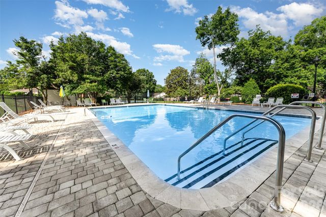 7026 Quail Hill Road, Charlotte, NC 28210