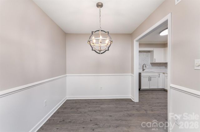 7026 Quail Hill Road, Charlotte, NC 28210