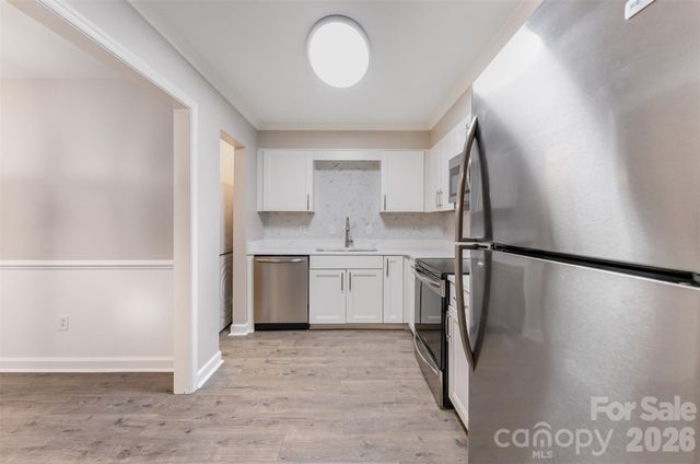 7026 Quail Hill Road, Charlotte, NC 28210