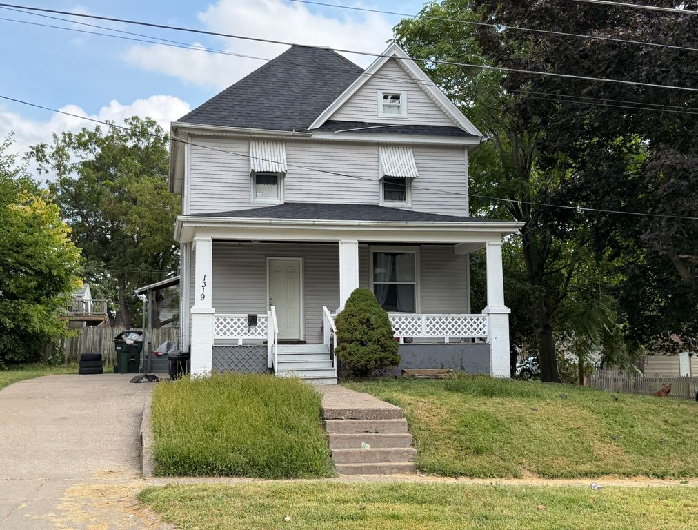 1319 Warren Street, Davenport, IA 52804