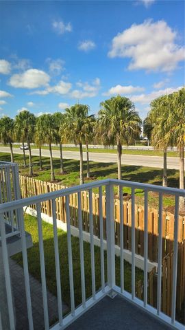 713 SE 13th St Cir, Homestead, FL 33034