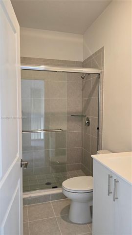 713 SE 13th St Cir, Homestead, FL 33034