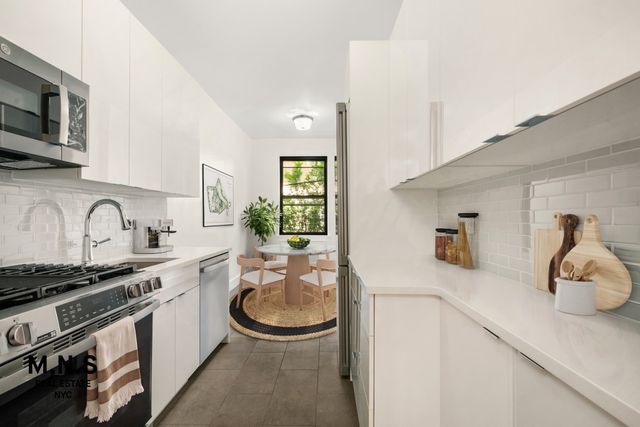 800 E 17th St Apt 5A, New York City, NY 11230