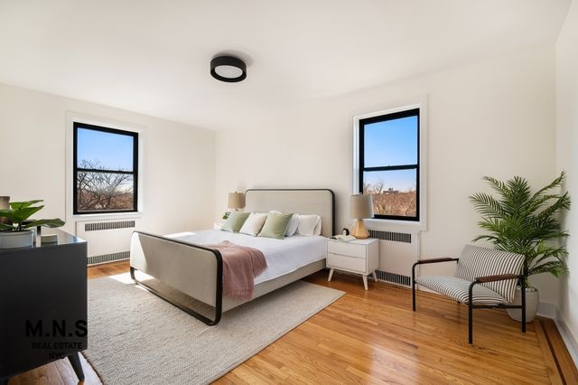 800 E 17th St Apt 5A, New York City, NY 11230