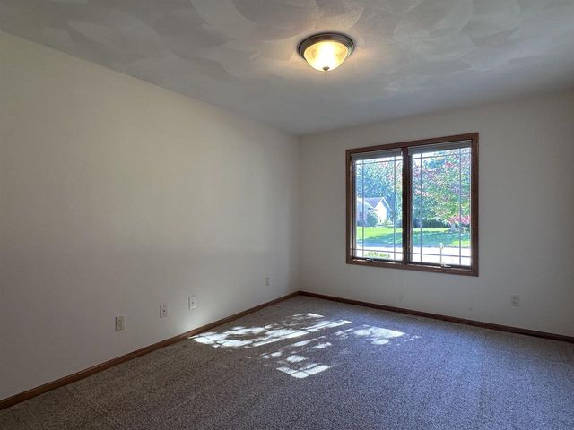 3511 Candlewood Drive, Janesville, WI 53546