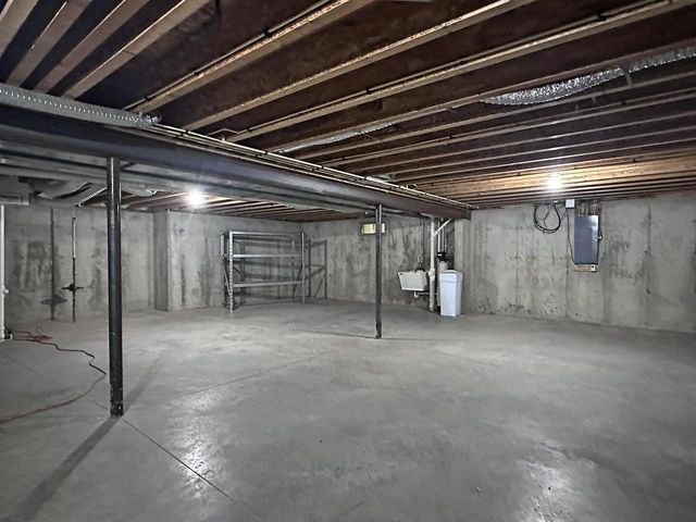 3511 Candlewood Drive, Janesville, WI 53546