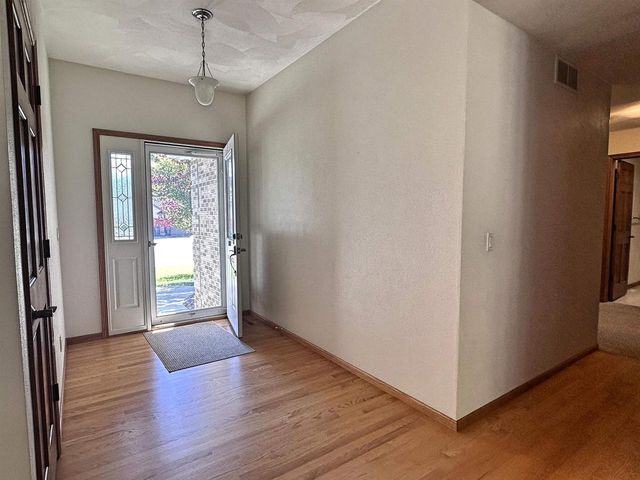 3511 Candlewood Drive, Janesville, WI 53546