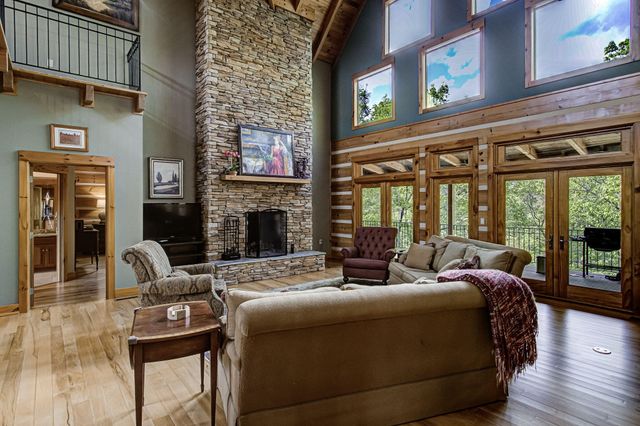 625 Cane Creek Mountain Road, Tellico Plains, TN 37385