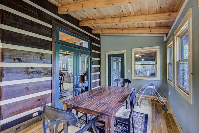 625 Cane Creek Mountain Road, Tellico Plains, TN 37385