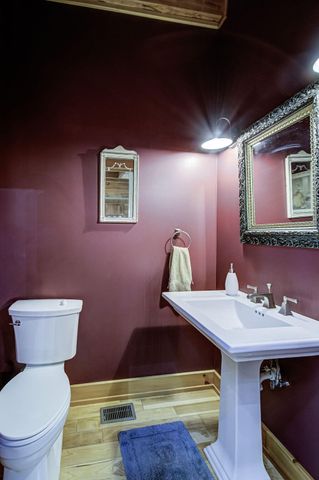 625 Cane Creek Mountain Road, Tellico Plains, TN 37385