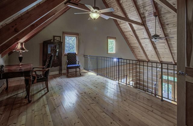 625 Cane Creek Mountain Road, Tellico Plains, TN 37385