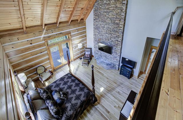 625 Cane Creek Mountain Road, Tellico Plains, TN 37385