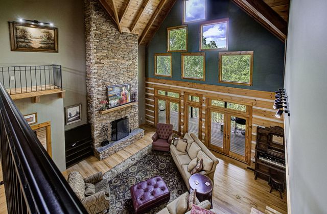 625 Cane Creek Mountain Road, Tellico Plains, TN 37385