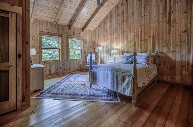 625 Cane Creek Mountain Road, Tellico Plains, TN 37385